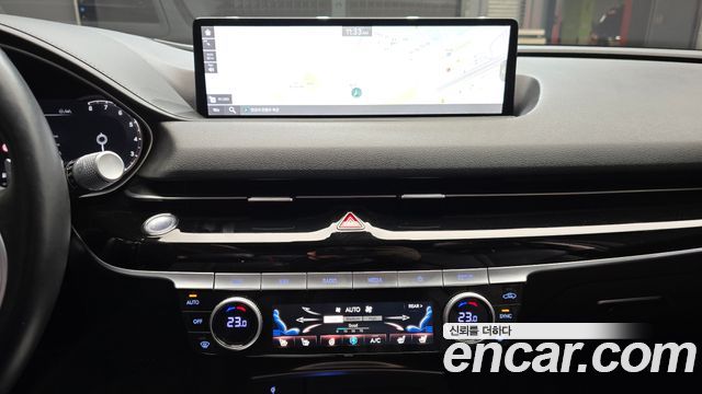 Genesis G80 (RG3) Gasoline 2.5 Turbo AWD 2022 — фото 14