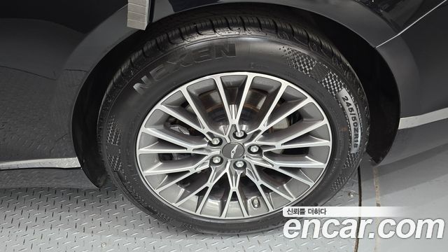 Genesis G80 (RG3) Gasoline 2.5 Turbo AWD 2022 — фото 21