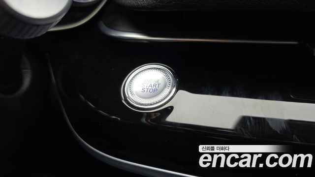 Genesis G80 (RG3) Gasoline 2.5 Turbo AWD 2022 — фото 33