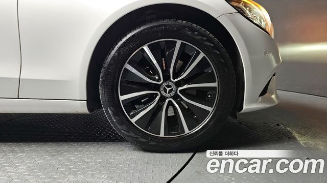 Mercedes-Benz C-Class (W205) C200 2020 — фото 21