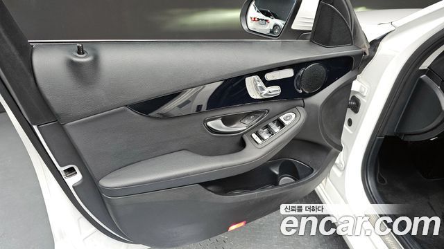 Mercedes-Benz C-Class (W205) C200 2020 — фото 24