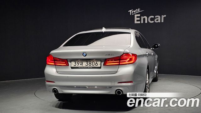 BMW 5 Series (G30) 520i Luxury 2018 — фото 4