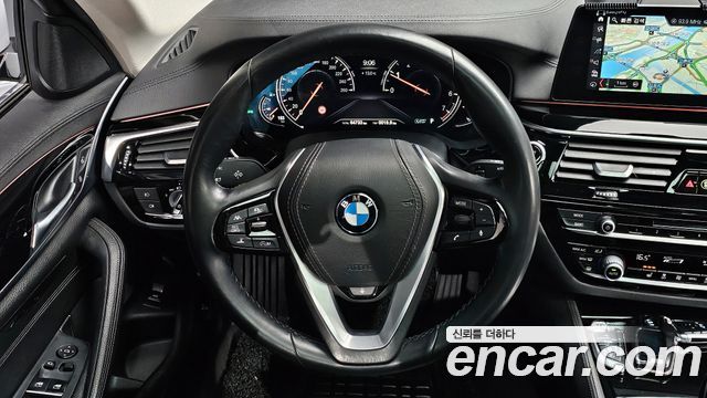 BMW 5 Series (G30) 520i Luxury 2018 — фото 14