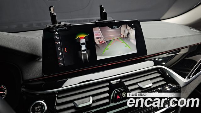 BMW 5 Series (G30) 520i Luxury 2018 — фото 18