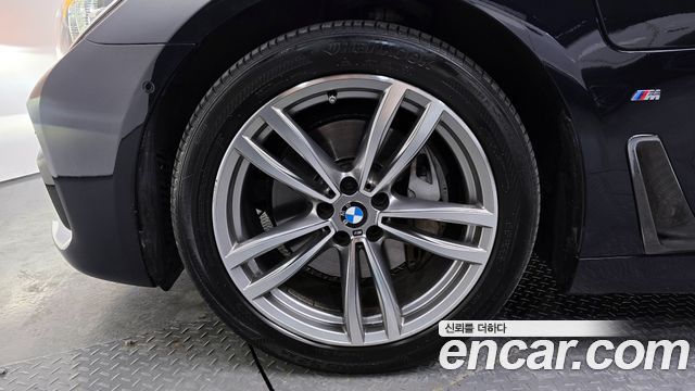 BMW 7 Series (G11) 740e iPerformance M Sport 2017 — фото 5
