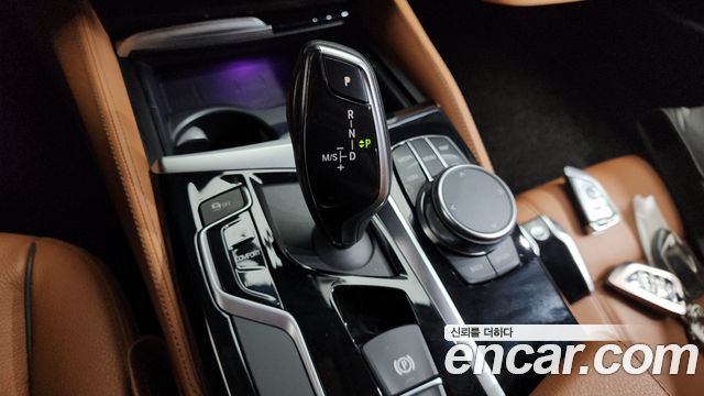 BMW 5 Series (G30) 520i Luxury 2018 — фото 9