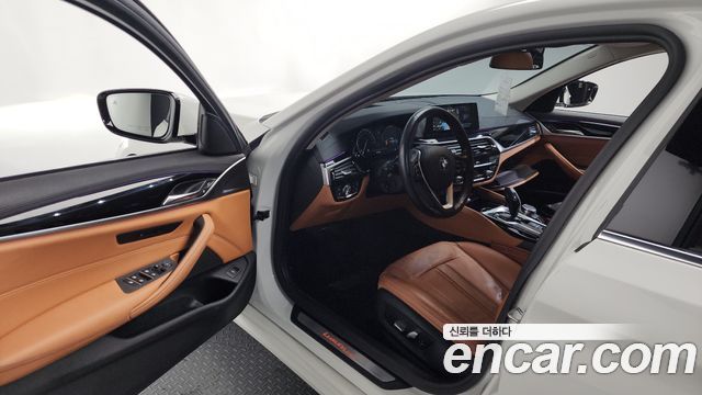 BMW 5 Series (G30) 520i Luxury 2018 — фото 10