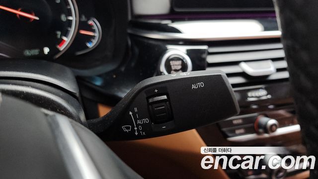 BMW 5 Series (G30) 520i Luxury 2018 — фото 35