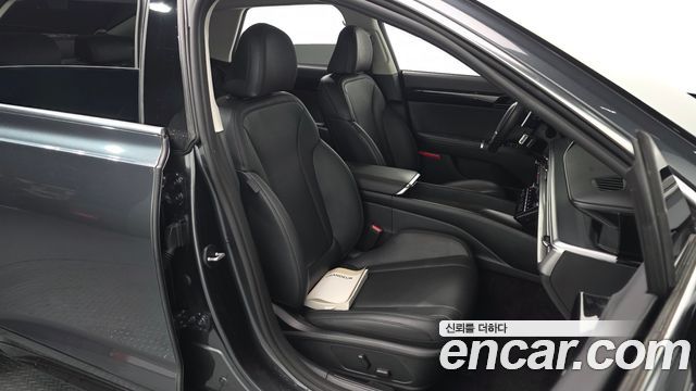 Hyundai Grandeur (GN7) 3.5 LPG 2WD Premium 2023 — фото 12
