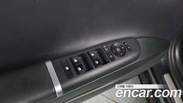 Hyundai Grandeur (GN7) 3.5 LPG 2WD Premium 2023 — фото 29