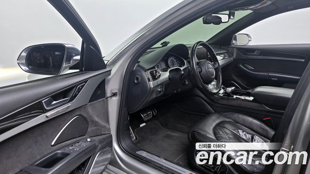 Audi S8 4.0 TFSI quattro D4 2013 — фото 10