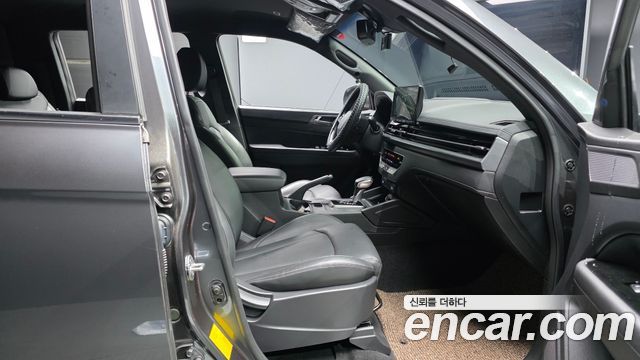 KG Mobility (SsangYong) Rexton Sports Khan Diesel 2.2 2WD Culman Prestige 2024 — фото 12