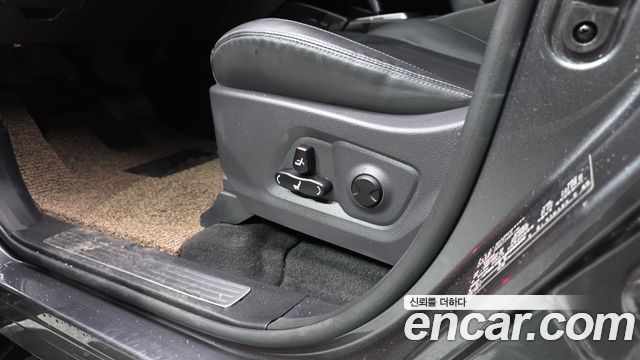 KG Mobility (SsangYong) Rexton Sports Khan Diesel 2.2 2WD Culman Prestige 2024 — фото 18