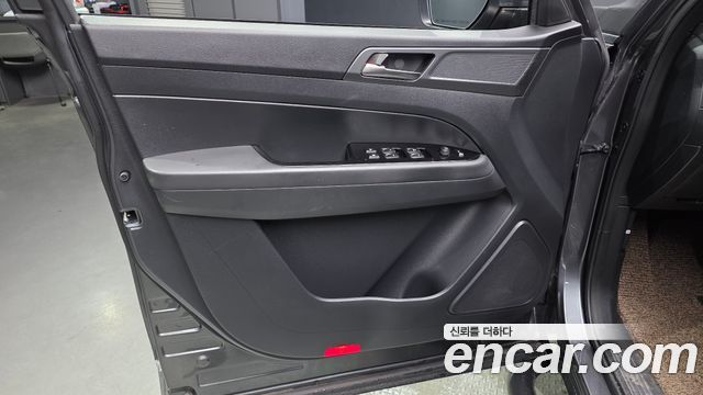 KG Mobility (SsangYong) Rexton Sports Khan Diesel 2.2 2WD Culman Prestige 2024 — фото 24