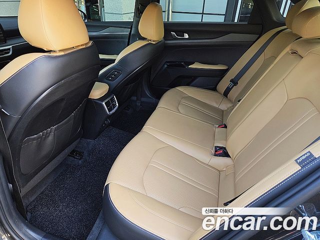 Kia K5 (III) 1.6 Turbo Prestige 2021 — фото 10