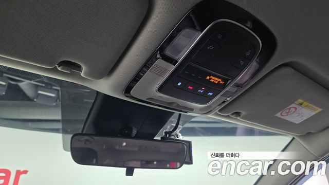 Hyundai Santa Fe Diesel 2.2 2WD Premium Choice 2021 — фото 19