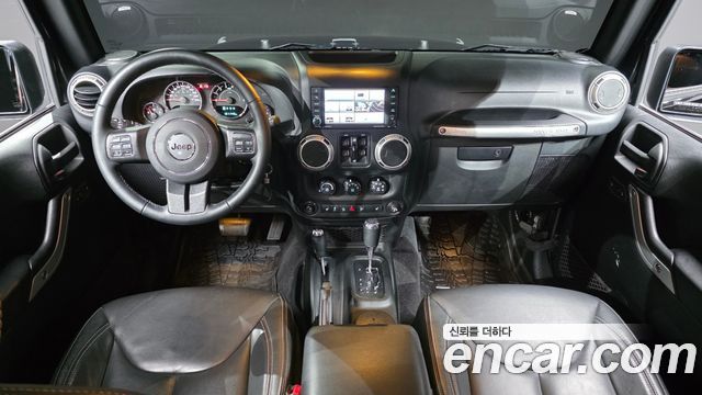 Jeep Wrangler (JK) 3.6 Sahara 4Door 2017 — фото 7