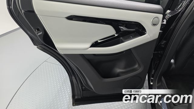 Land Rover Range Rover Evoque (II) P250 Dynamic SE 2024 — фото 25