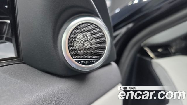 Land Rover Range Rover Evoque (II) P250 Dynamic SE 2024 — фото 27