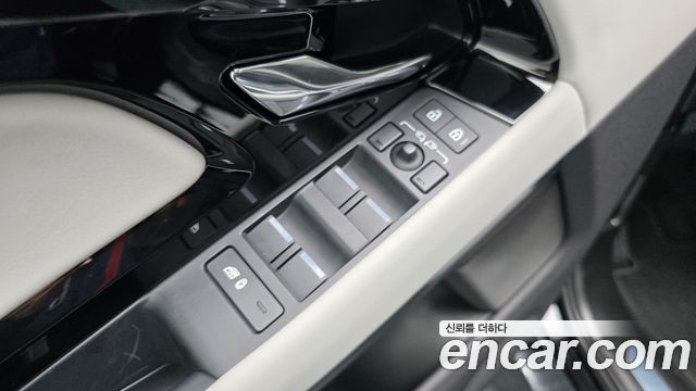 Land Rover Range Rover Evoque (II) P250 Dynamic SE 2024 — фото 30