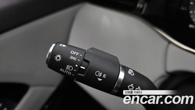 Land Rover Range Rover Evoque (II) P250 Dynamic SE 2024 — фото 36