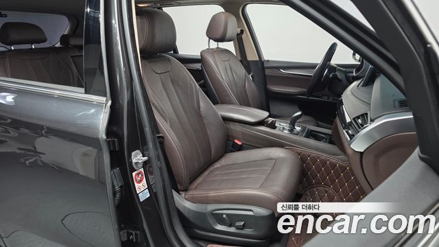 BMW X5 (F15) xDrive 30d 2017 — фото 12
