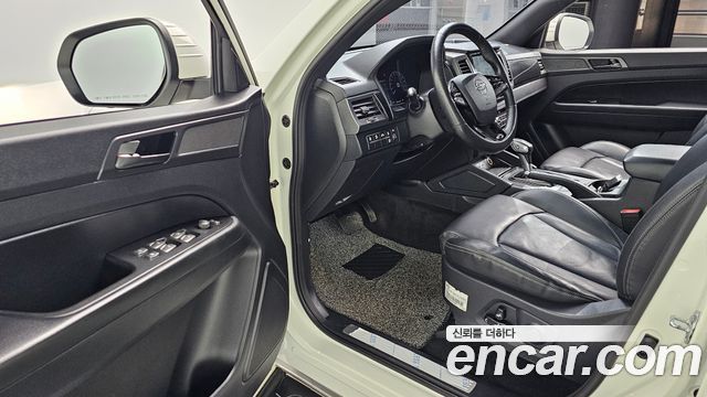 KG Mobility (SsangYong) Rexton Sports Khan Diesel 2.2 4WD Prestige 2022 — фото 10