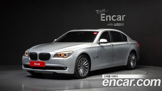 BMW 7 Series (F01) 750Li