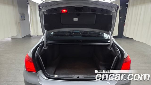 BMW 7 Series (F01) 750Li 2012 — фото 20