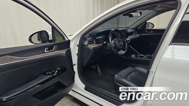 Kia K5 (III) 1.6 Turbo Noblesse 2022 — фото 10