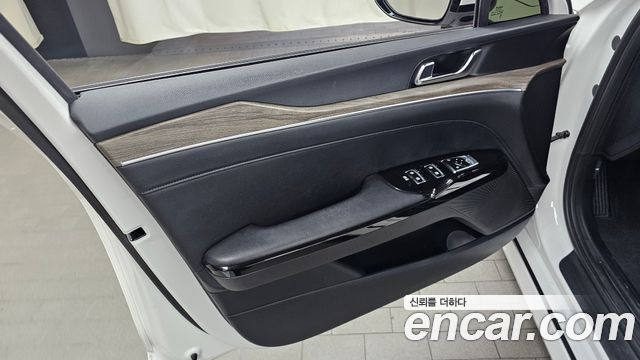 Kia K5 (III) 1.6 Turbo Noblesse 2022 — фото 24