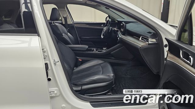 Kia K5 (III) 1.6 Turbo Noblesse 2022 — фото 26