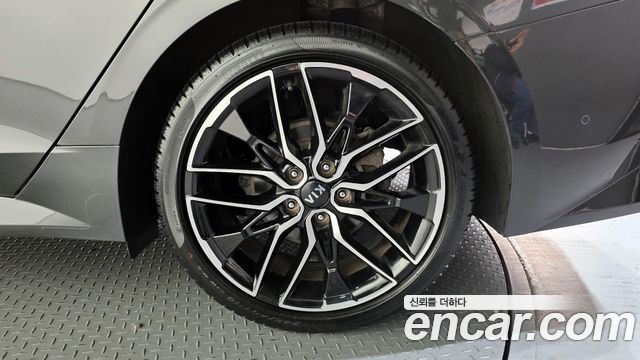 Kia K5 (III) 1.6 Turbo Signature 2021 — фото 21
