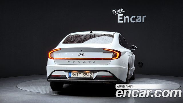 Hyundai Sonata (DN8) 2.0 Premium 2021 — фото 4