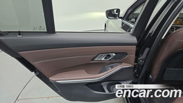 BMW 3 Series (G20) 320d Luxury 2022 — фото 25