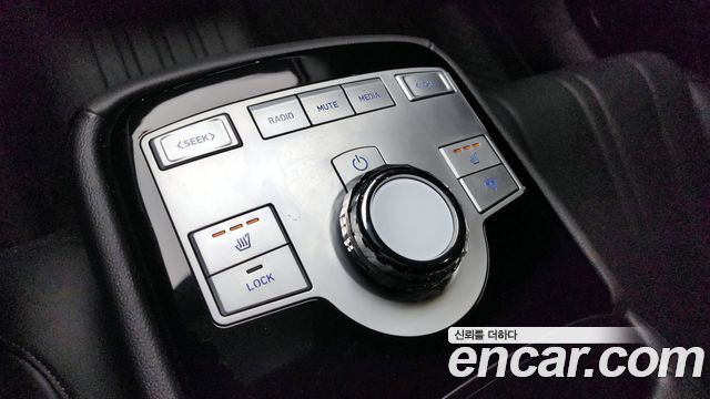 Genesis G80 (RG3) Gasoline 2.5 Turbo 2WD 2025 — фото 19
