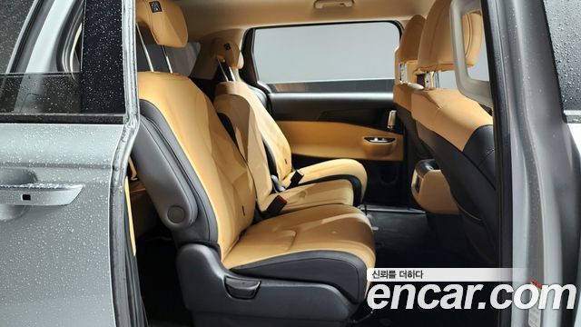 Kia Carnival (IV) Gasoline 11-Seater Prestige 2023 — фото 11