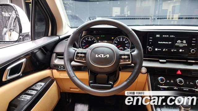 Kia Carnival (IV) Gasoline 11-Seater Prestige 2023 — фото 13