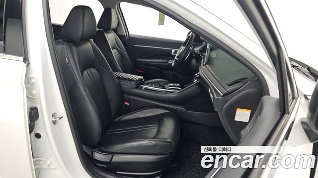 Hyundai Sonata Hybrid (DN8) Premium Family 2021 — фото 11