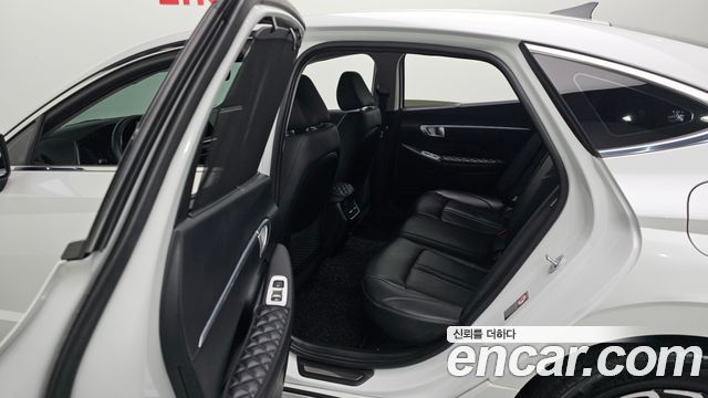 Hyundai Sonata Hybrid (DN8) Premium Family 2021 — фото 12