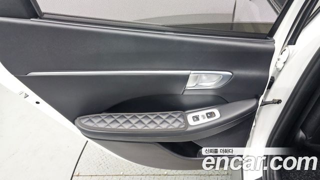 Hyundai Sonata Hybrid (DN8) Premium Family 2021 — фото 25