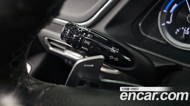 Hyundai Sonata Hybrid (DN8) Premium Family 2021 — фото 27