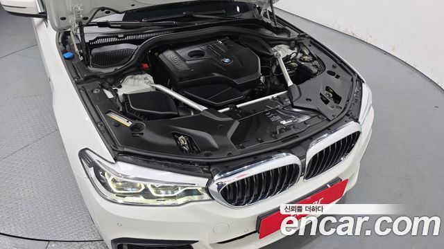 BMW 5 Series (G30) 530i xDrive M Sport Package Plus 2018 — фото 6