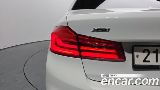 BMW 5 Series (G30) 530i xDrive M Sport Package Plus 2018 — фото 23