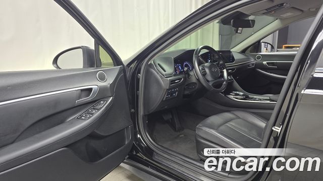 Hyundai Sonata (DN8) 2.0 Premium 2021 — фото 10