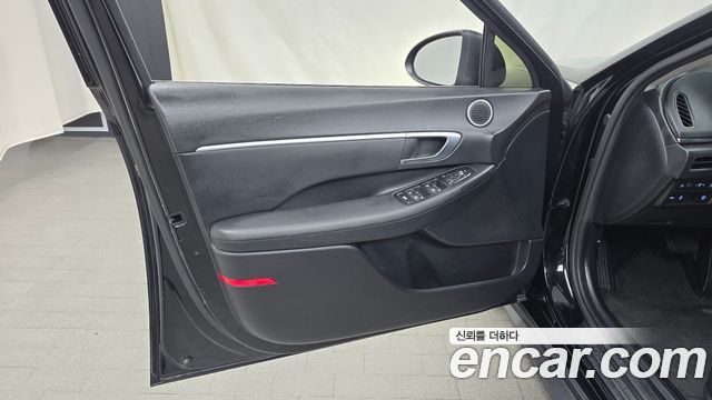 Hyundai Sonata (DN8) 2.0 Premium 2021 — фото 24