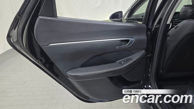 Hyundai Sonata (DN8) 2.0 Premium 2021 — фото 25