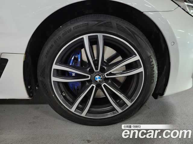 BMW 6 Series GT (G32) 620d xDrive M Sport 2022 — фото 5