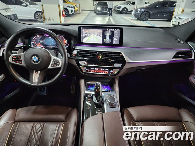 BMW 6 Series GT (G32) 620d xDrive M Sport 2022 — фото 6