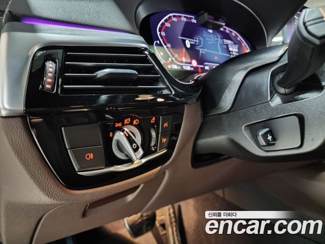BMW 6 Series GT (G32) 620d xDrive M Sport 2022 — фото 21